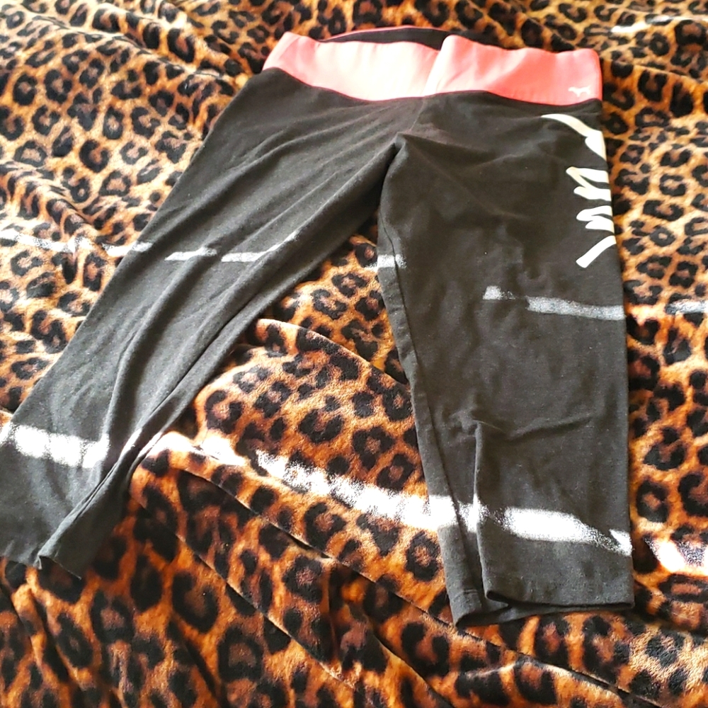 Pink capri
